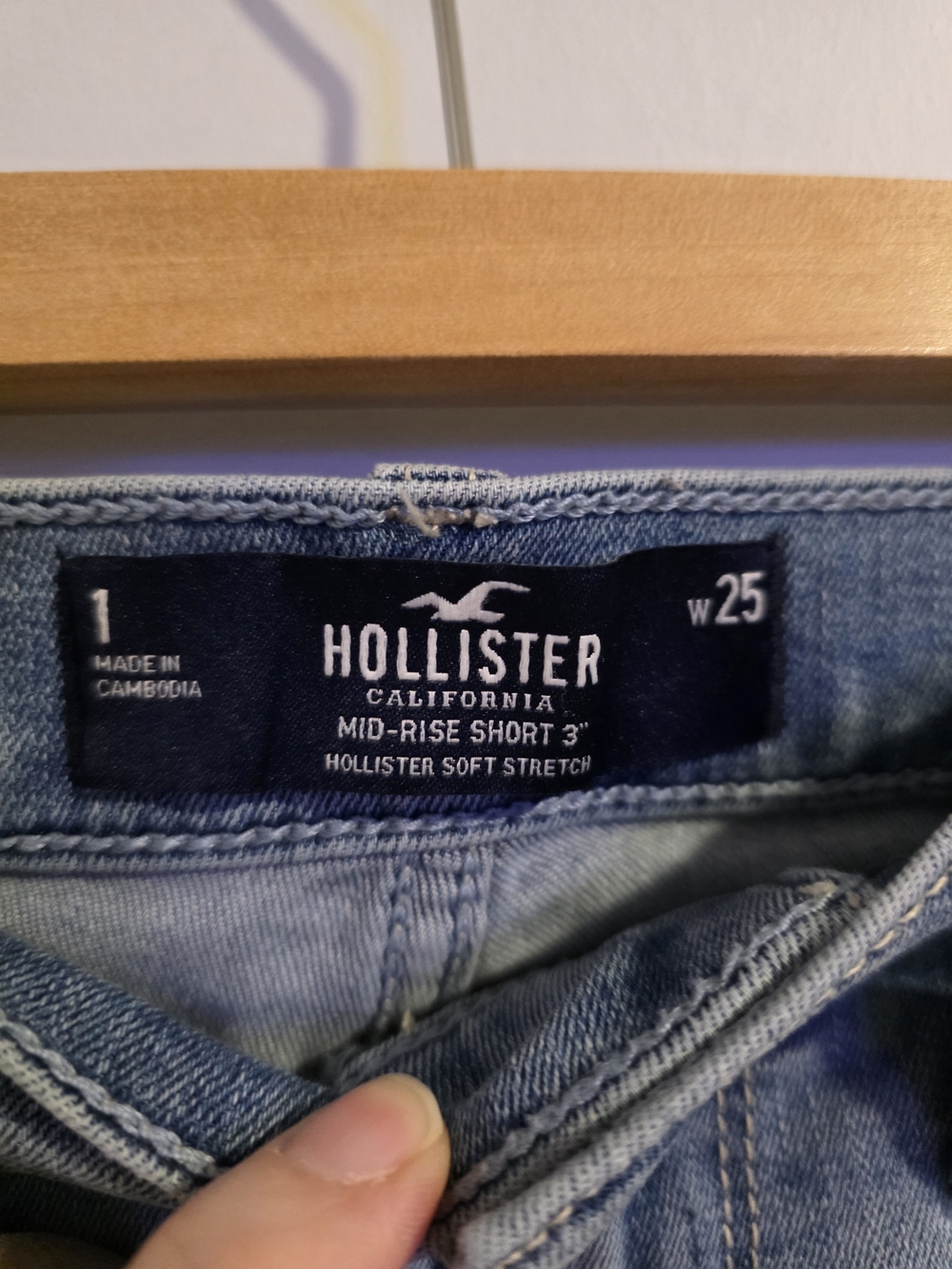 Hollister Distressed Denim Shorts Women’s W25 Mid-Rise Light Wash Frayed Hem Cas - Picture 6 of 11